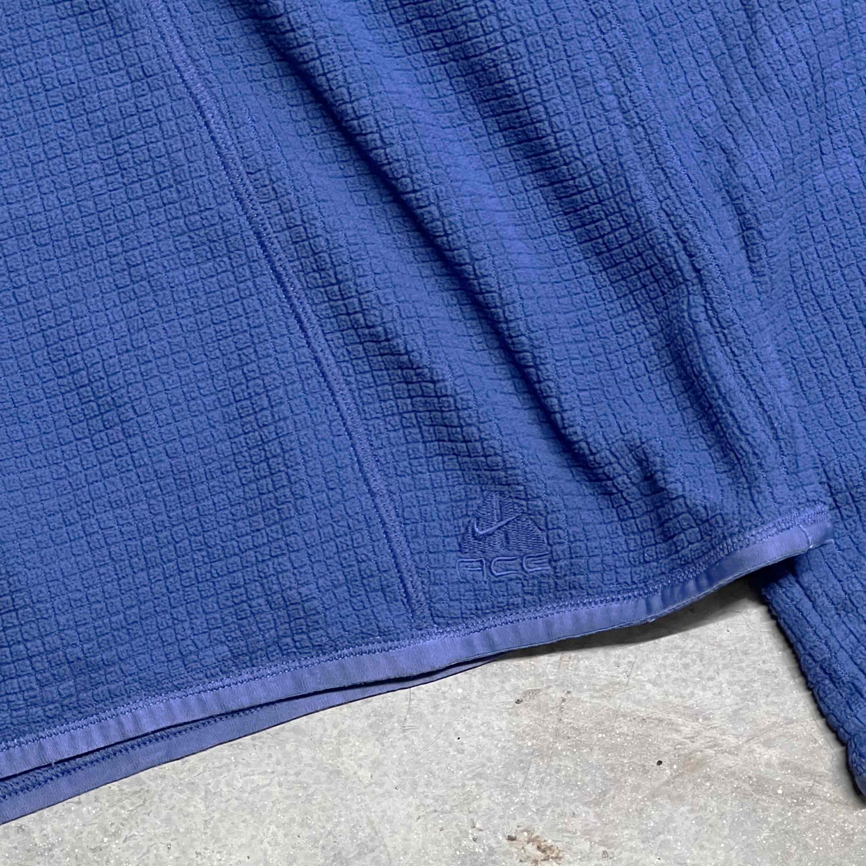 Vintage Nike ACG Sweatshirt in Blue