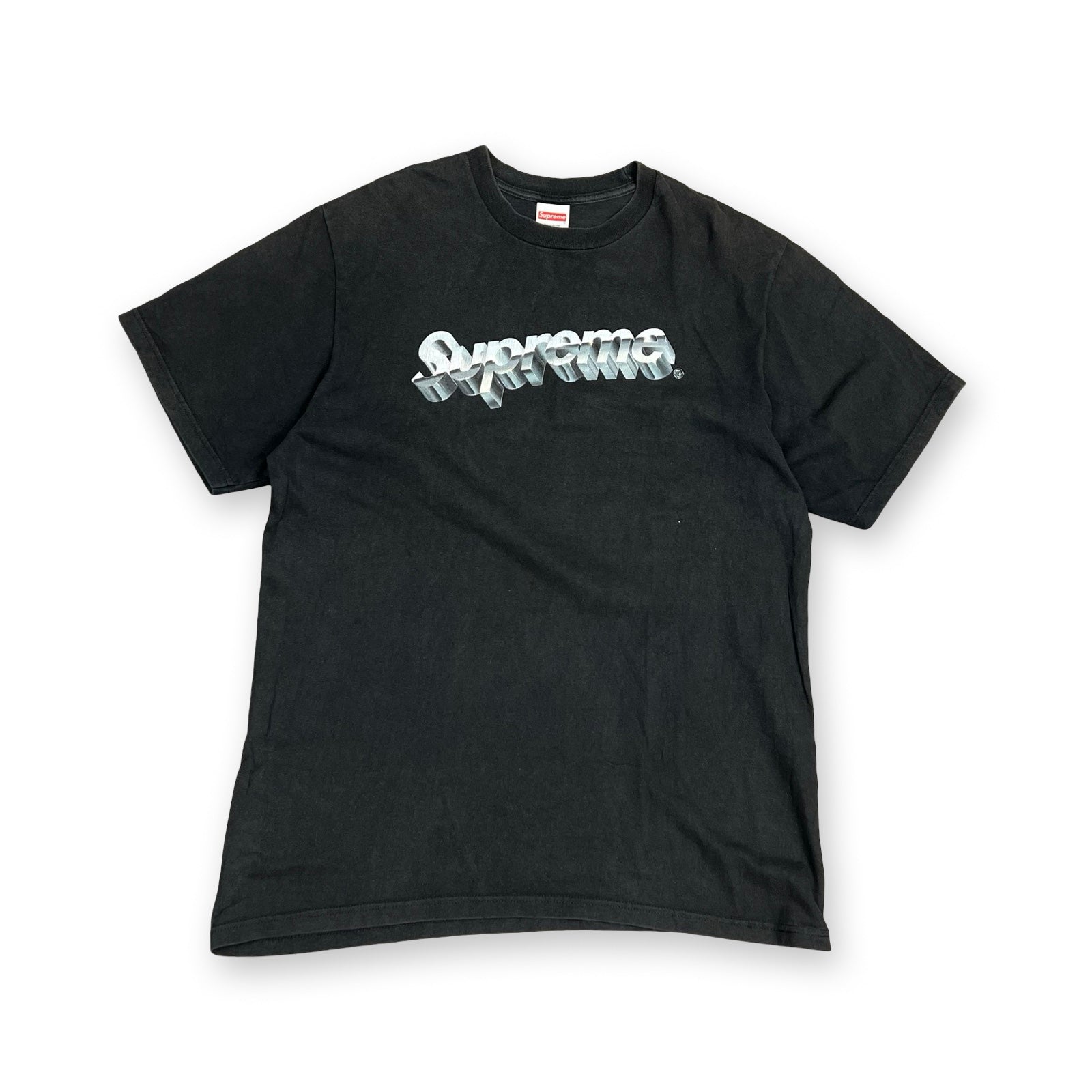 Supreme T-Shirt in black