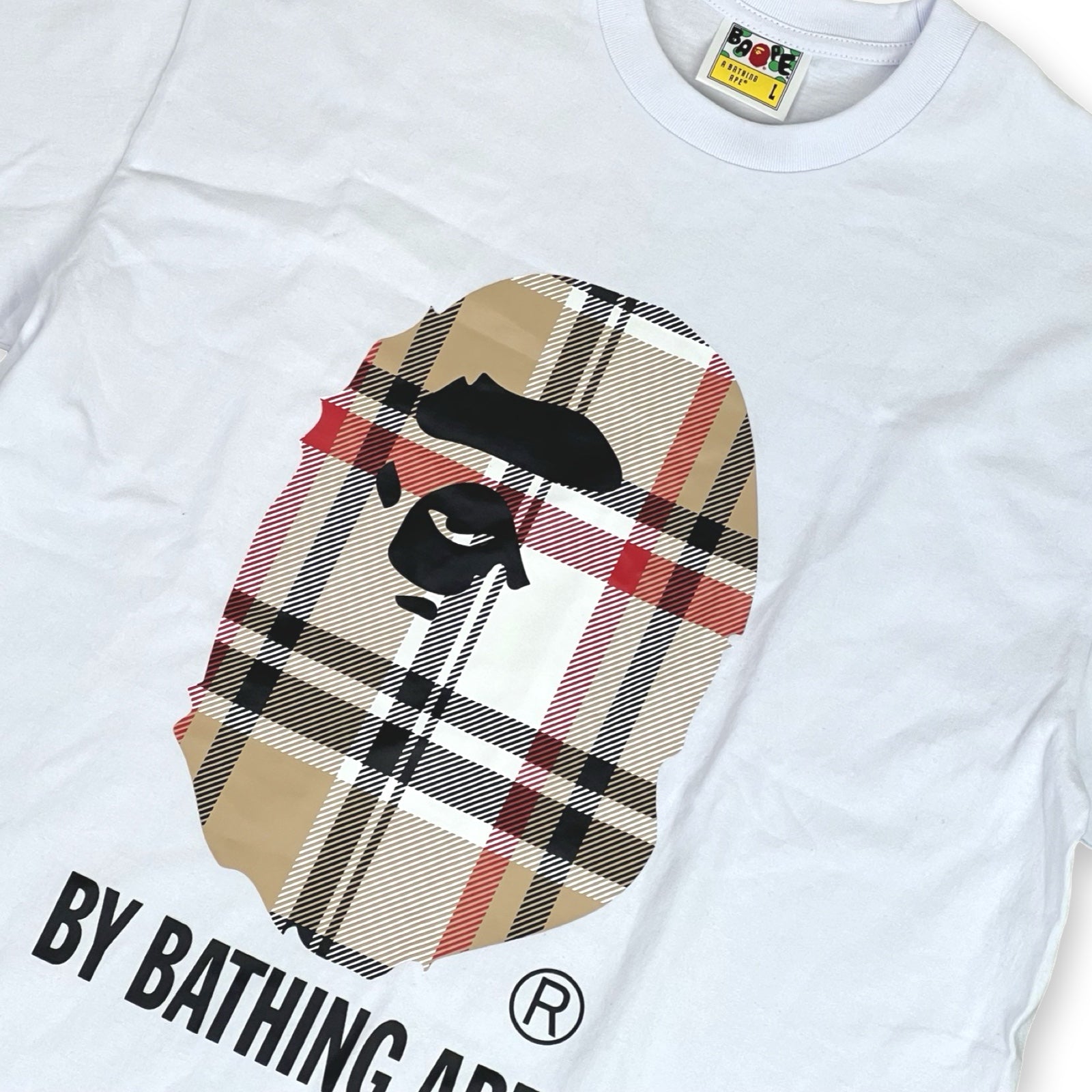 BAPE x Burberry T-Shirt in white – Deadsea London