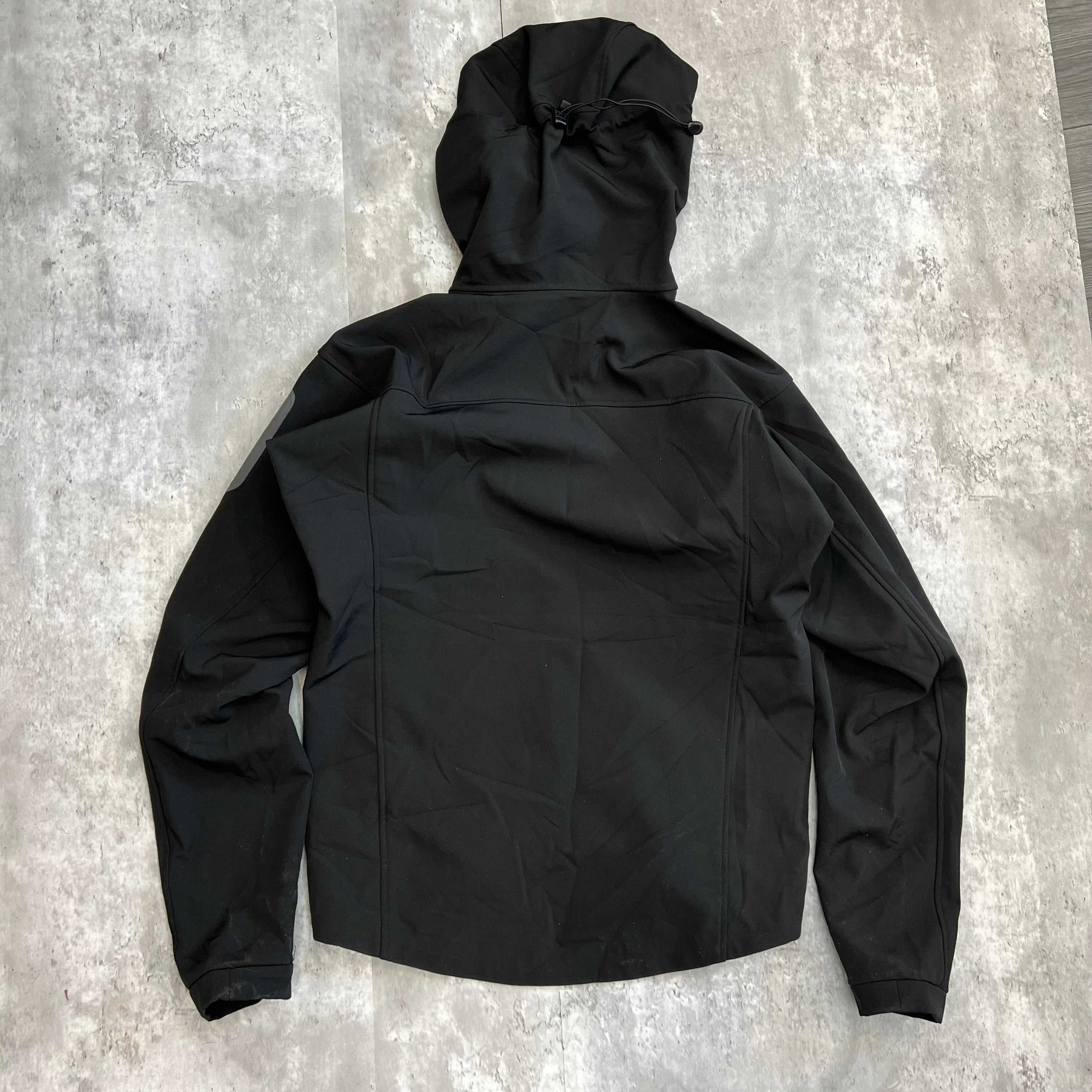 Arc'teryx Jacket in black