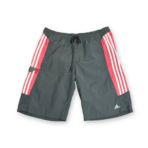 Vintage Adidas Shorts in grey