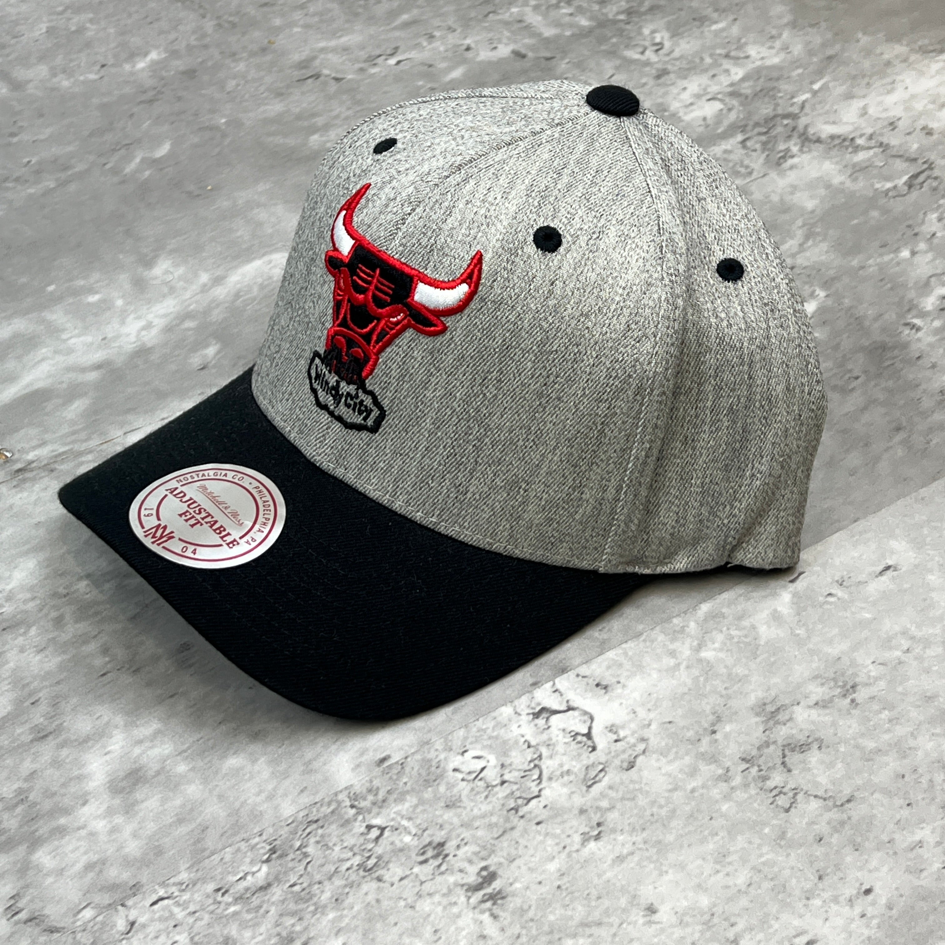 Mitchell & Ness Chicago Bulls Windy City Snapback Cap