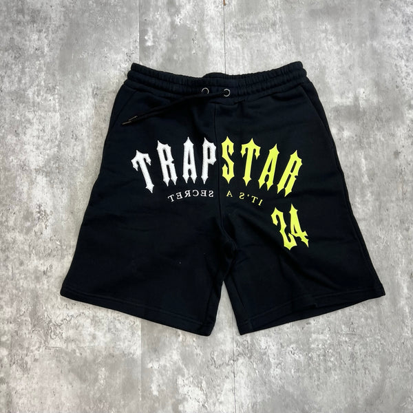 Trapstar Shorts in black