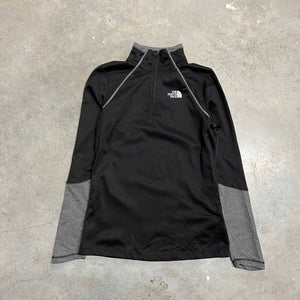 Women's Vintage The North Face sweatshirt in black with 1/2 zip closure. Size on tag: Small Measurements:  Pit to Pit: 18 inches  Length: 25.5 inches