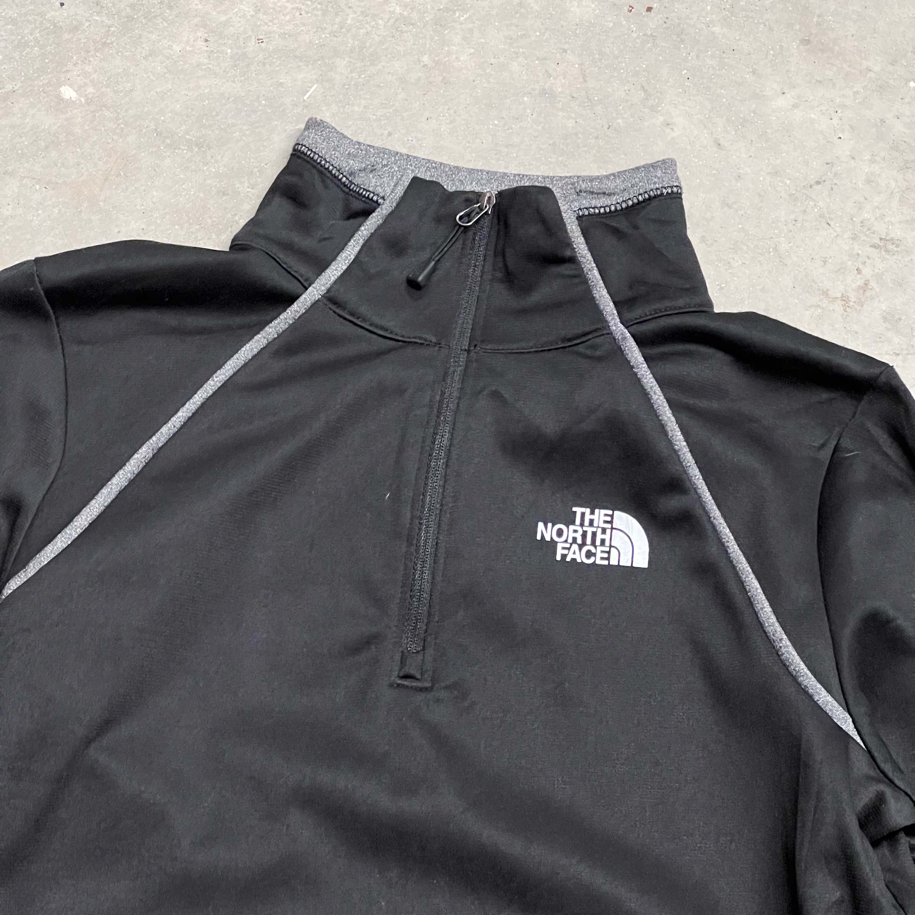 Vintage The North Face 1/2 Zip Sweatshirt in Black