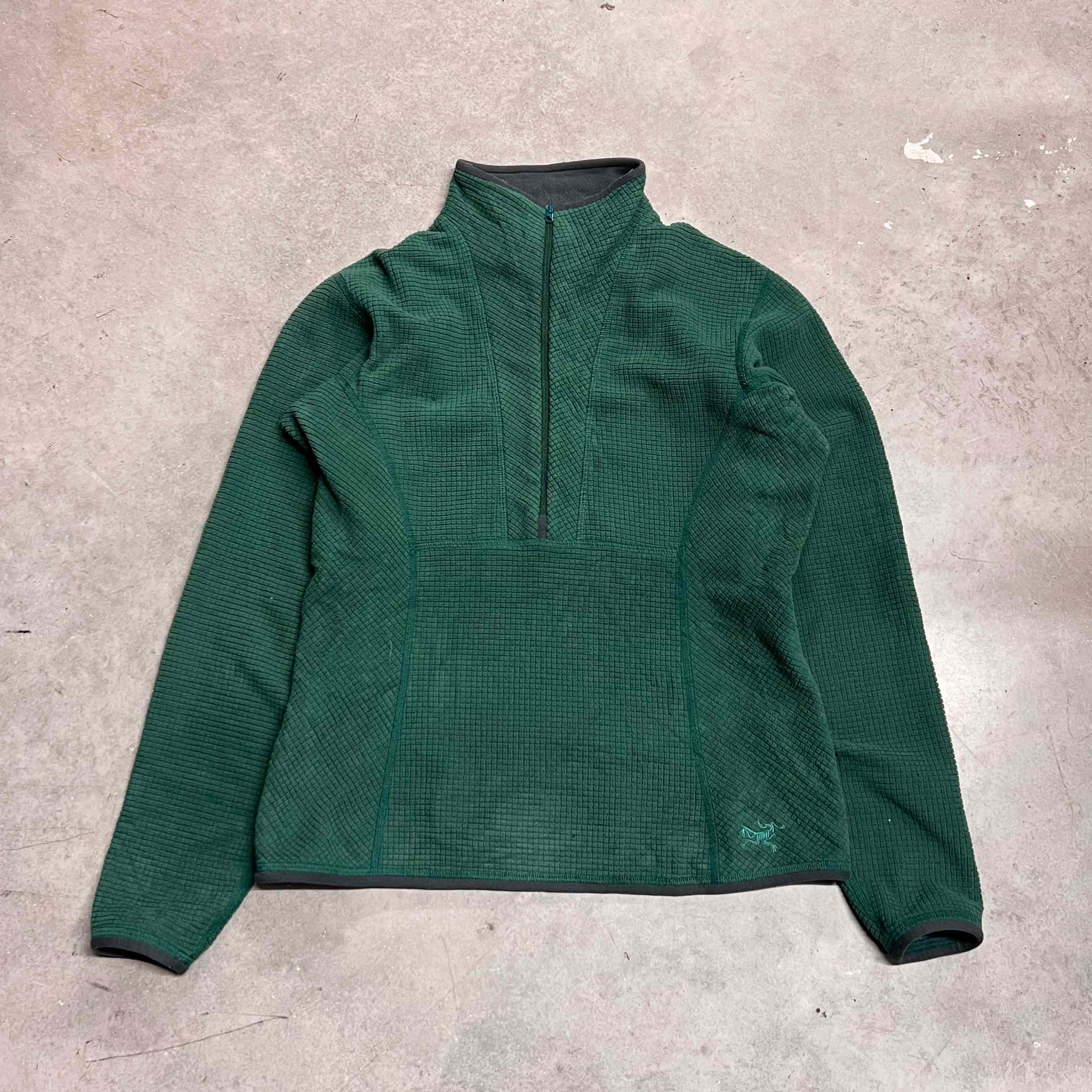 Vintage Arc'teryx sweatshirt