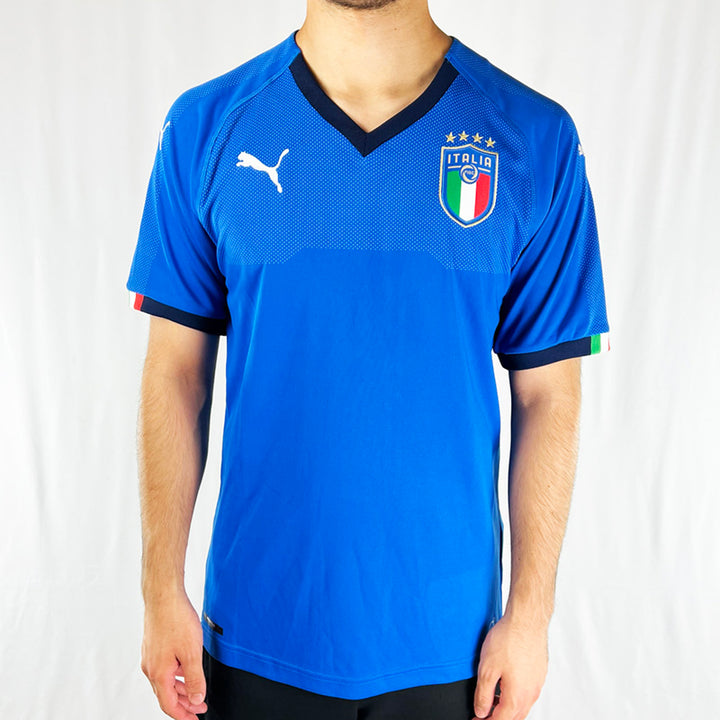 PUMA Men's Italia 17/18 Home Jersey Power Blue/Peacoat. Football Jersey. Dry cell technology. Official licenced product.  Material: Polyester Colour: Blue Brand New with Tags