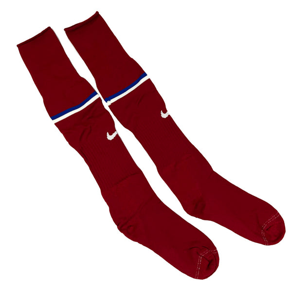 1 Pair Pack Y2k Deadstock Vintage Nike Football Socks in burgundy with swoosh to centre.  Colour: Burgundy Brand New with Tags - Size on Tag: Adult