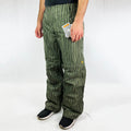Y2K Women's Deadstock Vintage Nike ACG Cargo Ski Pants in khaki green with Nike ACG branding. Storm-Fit technology. Thermore light insulation fleeced inner layer. Zip pockets to sides and inner thigh. Boot gaiters. Belt loops for belt adjustment. - Materials: Polyester - Colour: Green Brand New with Tags - Size on Tag: Small Measurements: Length: 41 Inches Inseam: 32.5 Inches Waist: GB 8/10