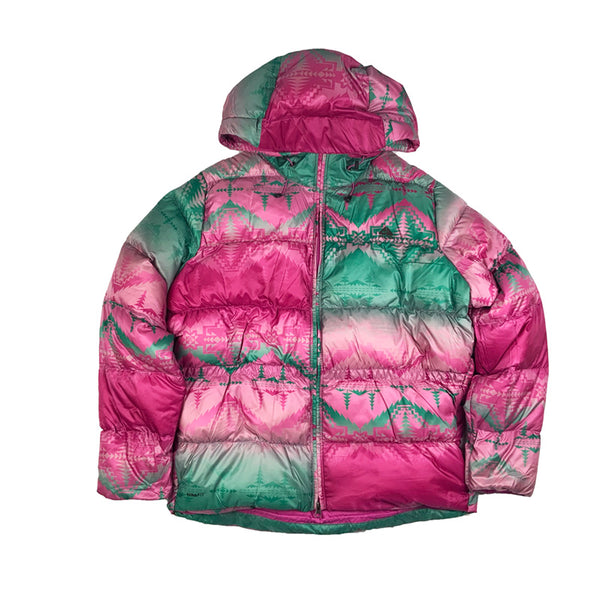Y2K Women's Deadstock Vintage Nike ACG Puffer Jacket in Pink & Green. Funky design. Nike ACG logo to chest. Zip closure to jacket. Zip pockets to front. Adjustable cord to hood. Adjustable cord to waist. Inner zip pockets. Storm Fit technology. Down Filled 800 strength.
