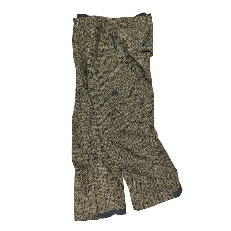 Y2K Deadstock Vintage Nike ACG Kimono Ski Pants in Brown and Black. Nike ACG branding. Baggy Fit. Kimono style. Zip pockets. Fleeced inner layer and boot gaiters. Belt loops for belt adjustment. Button closure to waist. - Materials: Polyester - Colour: Brown & Black