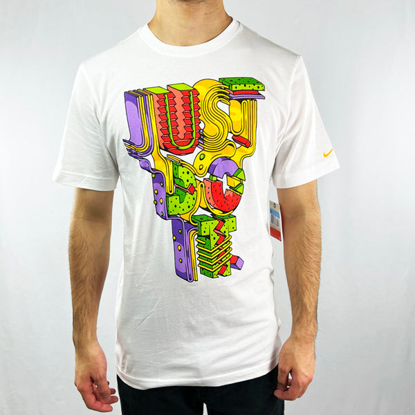 Y2K Deadstock Vintage Nike Just Do It t-shirt in white with spellout JUST DO IT across chest in a 3D design. Nike Swoosh to sleeve. Crew neck t-shirt. Material: 100% Cotton Colour: White Brand New with Tags