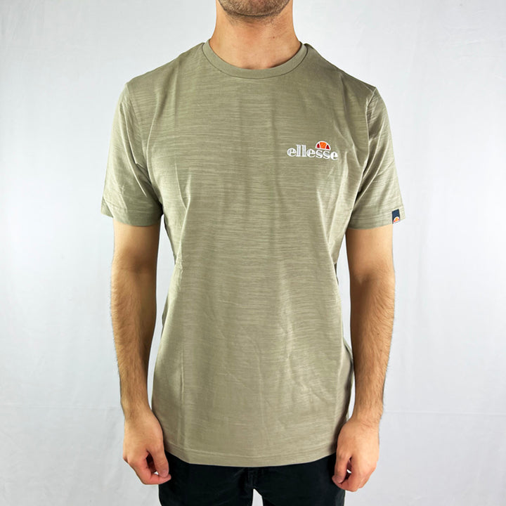 Ellesse Mille t-shirt in khaki green. Ellesse spellout to chest. Crew neck t-shirt. Logo to sleeve. Material: 100% Cotton Colour: White Brand New with Tags