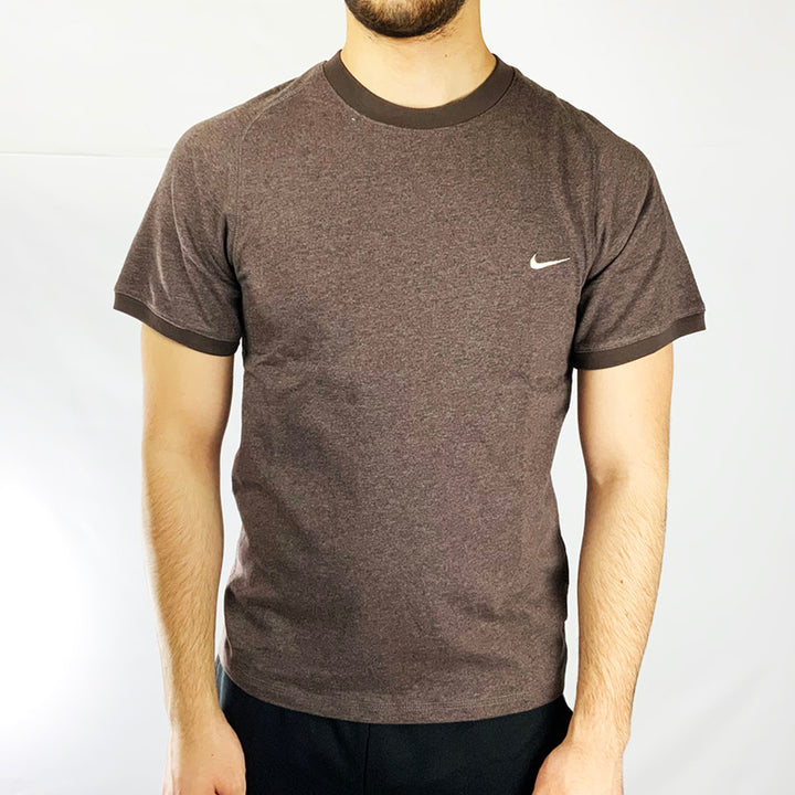 Vintage Nike Swoosh T-Shirt in Brown